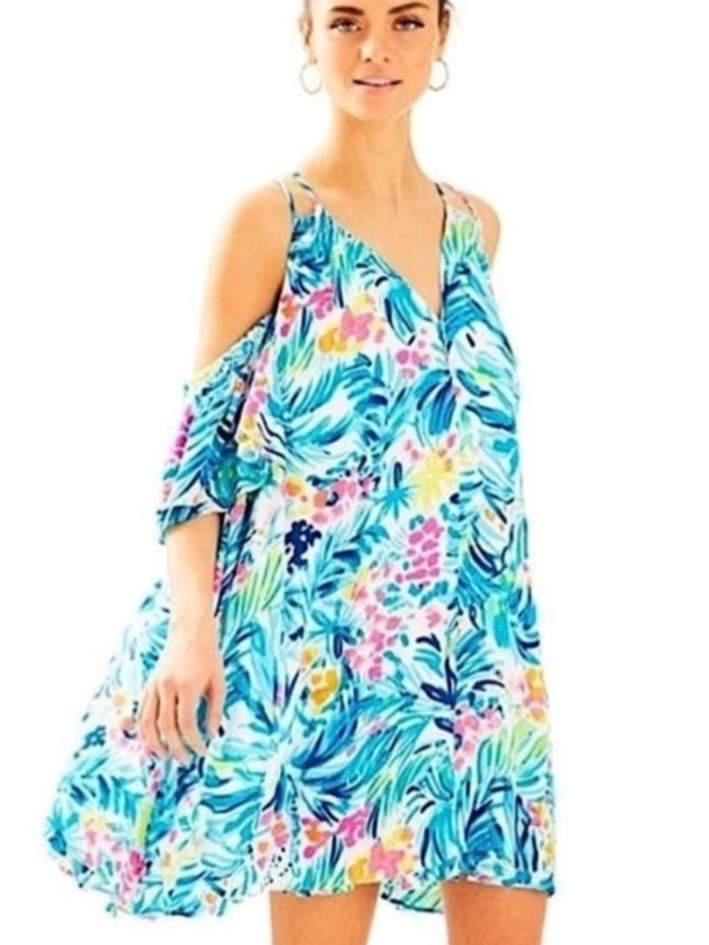 Lily Pulitzer Size L cold shoulder dress.